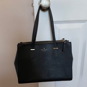 Black Kate Spade purse. Used, gently.